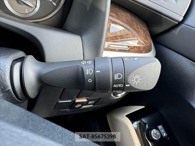 Toyota ALPHARD 2022-12 388964-26