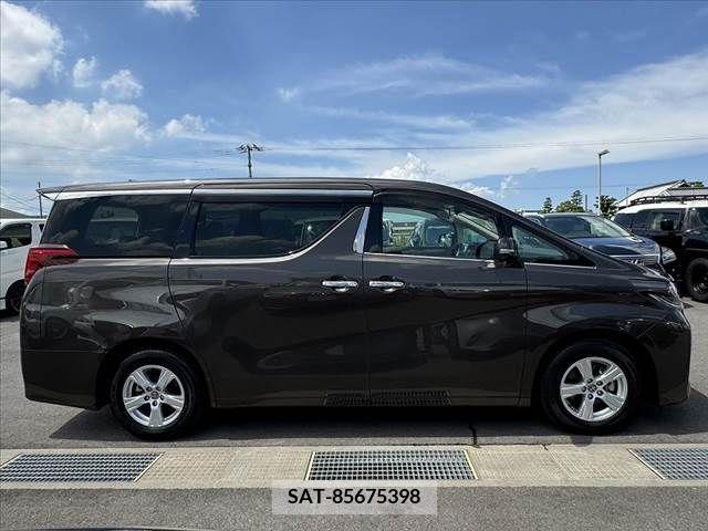 Toyota ALPHARD 2022-12 388964-10