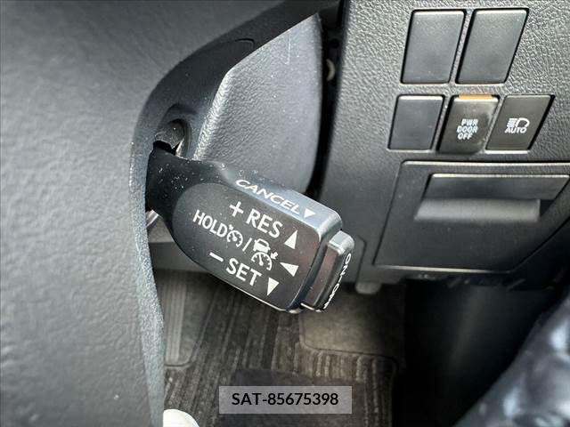 Toyota ALPHARD 2022-12 388964-25