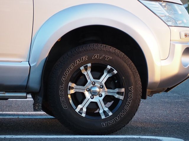 Mitsubishi DELICA D5 2010-03 187867-7