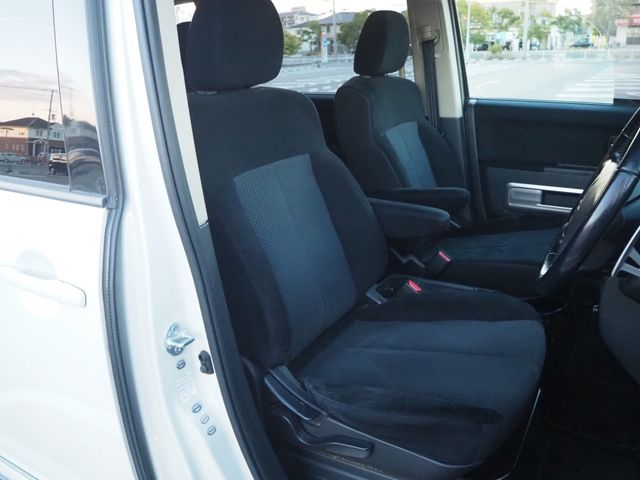 Mitsubishi DELICA D5 2010-03 187867-17