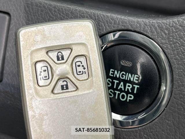 Toyota VOXY 2009-06 321298-7