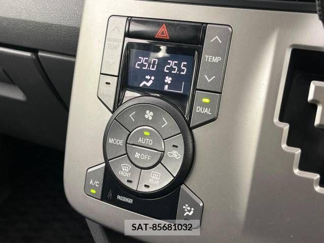Toyota VOXY 2009-06 321298-6