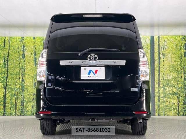 Toyota VOXY 2009-06 321298-16