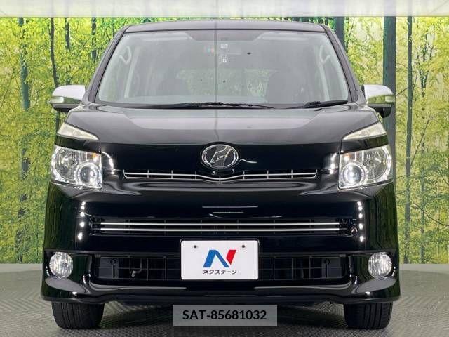 Toyota VOXY 2009-06 321298-15