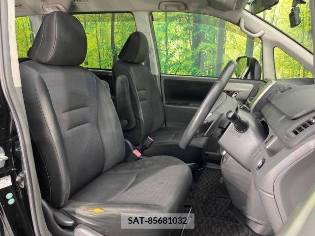Toyota VOXY 2009-06 321298-8
