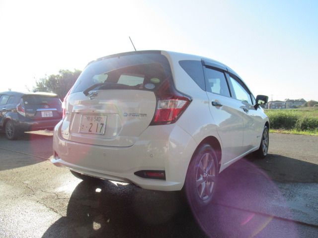 Nissan NOTE 2019-06 15385-9
