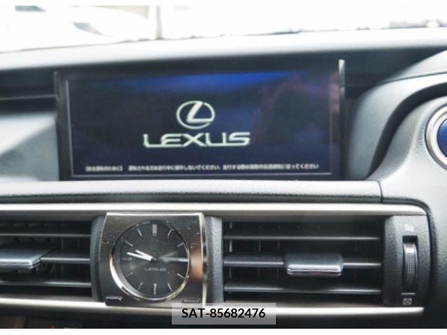 Lexus IS 2017-11 228440-17