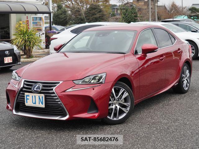 Lexus IS 2017-11 228440-3