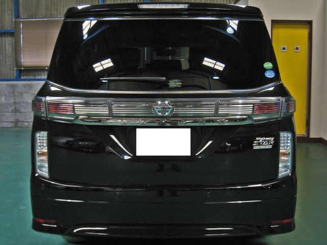 Nissan ELGRAND 2019-07 3848-6