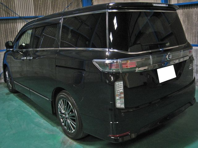 Nissan ELGRAND 2019-07 3848-1