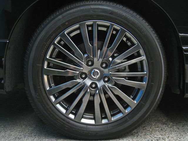Nissan ELGRAND 2019-07 3848-11