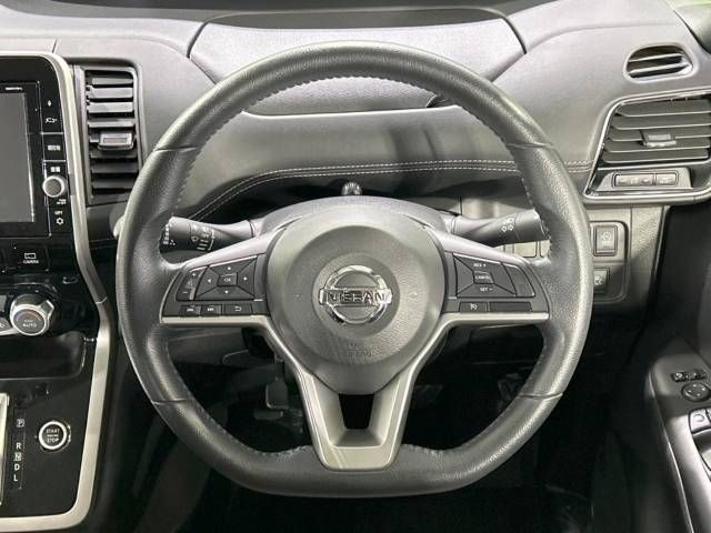 Nissan SERENA 2018-04 181501-11