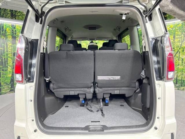 Nissan SERENA 2018-04 181501-10