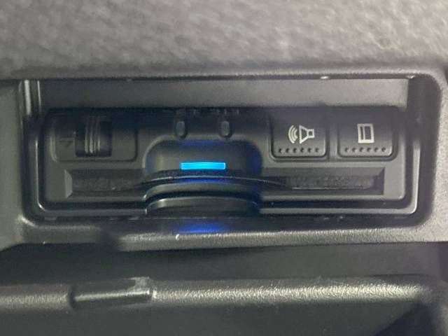 Nissan SERENA 2018-04 181501-6