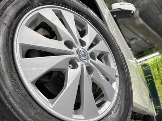 Nissan SERENA 2018-04 181501-13