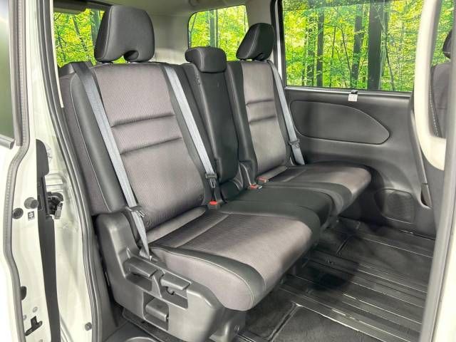 Nissan SERENA 2018-04 181501-8