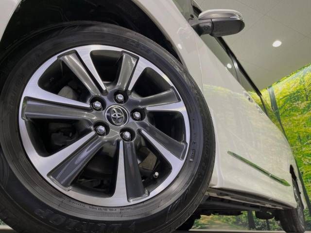 Toyota VOXY 2017-10 183420-14