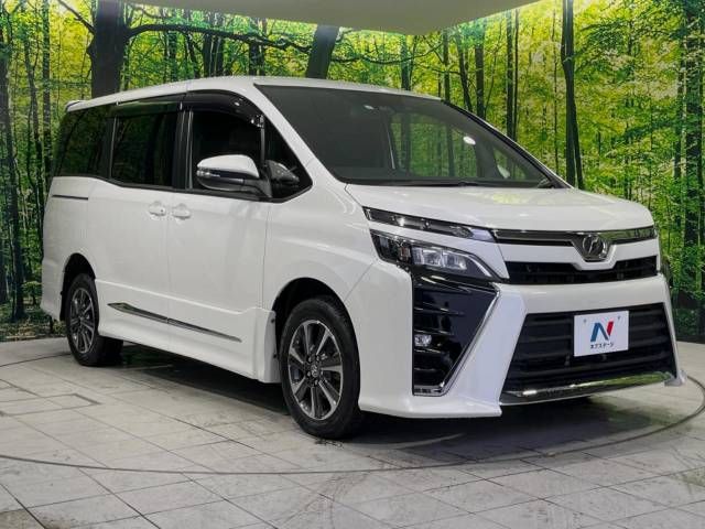 Toyota VOXY 2017-10 183420-17