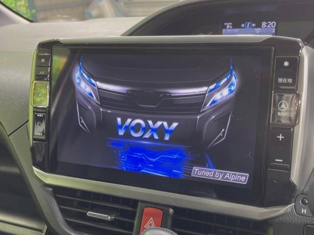 Toyota VOXY 2017-10 183420-4