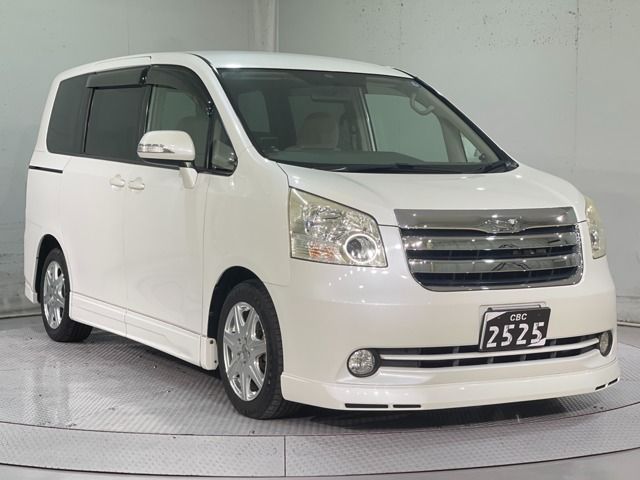Toyota NOAH 2007-12 184859-0