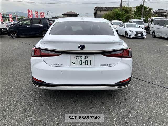 Lexus ES 2022-02 275243-15