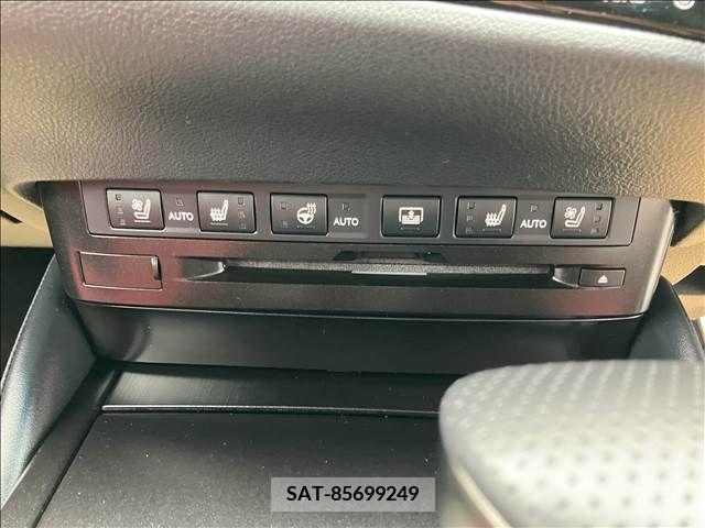 Lexus ES 2022-02 275243-10