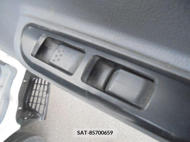 Mitsubishi CANTER 2013-12 238925-10
