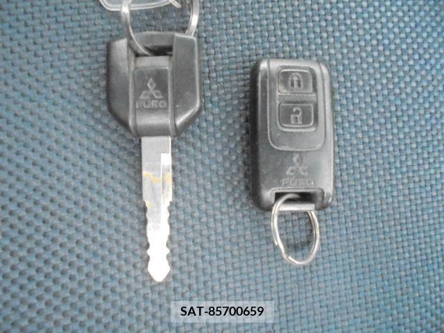 Mitsubishi CANTER 2013-12 238925-18