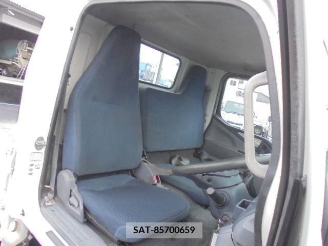 Mitsubishi CANTER 2013-12 238925-9