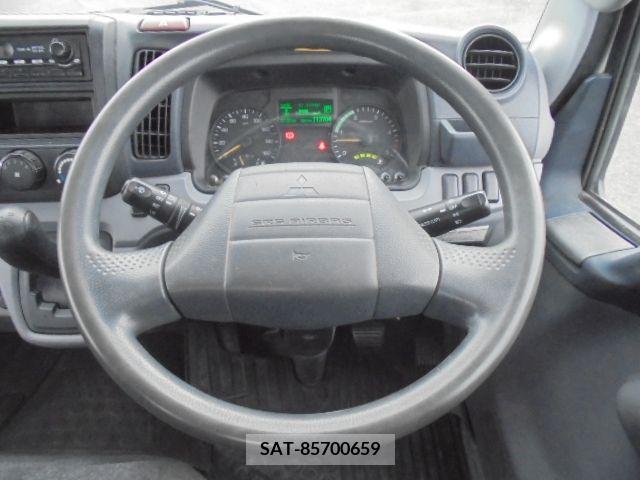 Mitsubishi CANTER 2013-12 238925-1