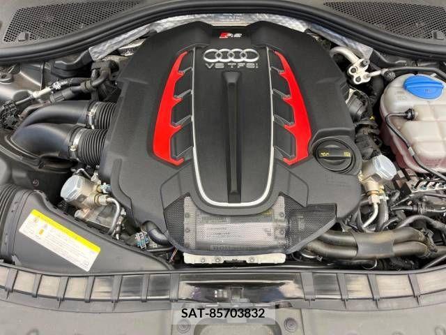 Audi RS6 2015-09 389469-19