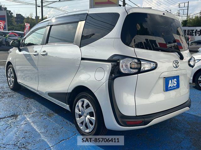 Toyota SIENTA 2016-06 314646-4