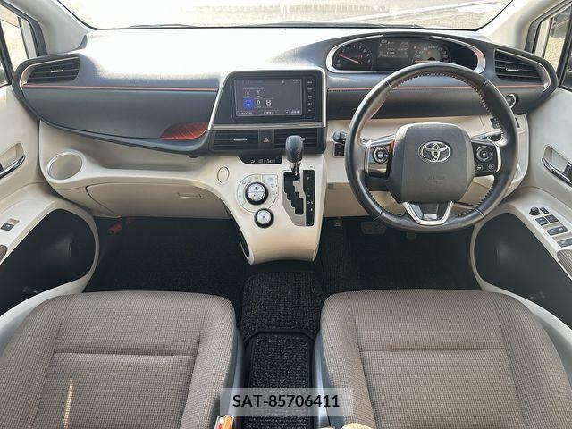 Toyota SIENTA 2016-06 314646-11