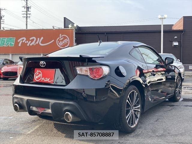 Toyota 86 2012-10 258632-4