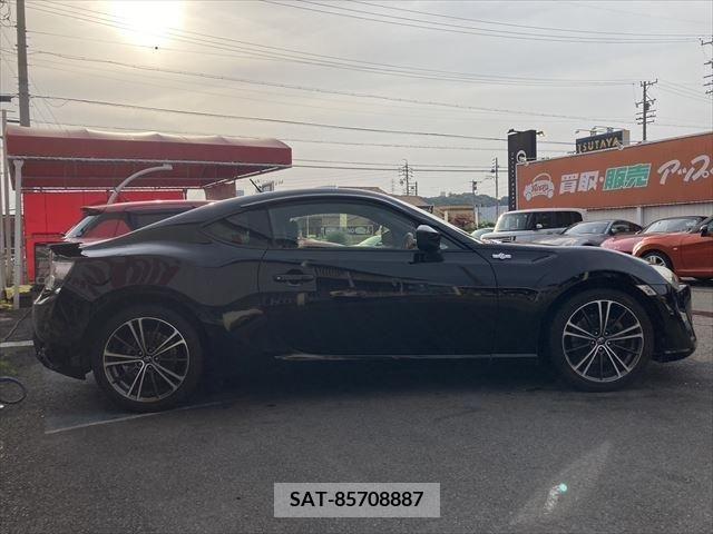 Toyota 86 2012-10 258632-3
