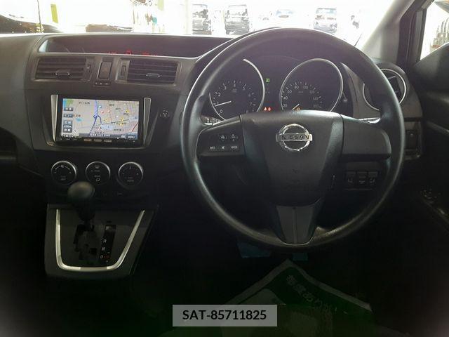 Nissan LAFESTA 2012-01 201248-13