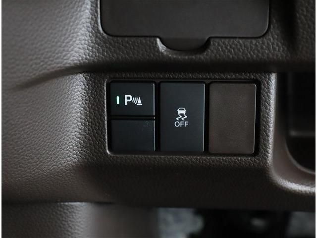 Honda N BOX 2023-06 192424-7