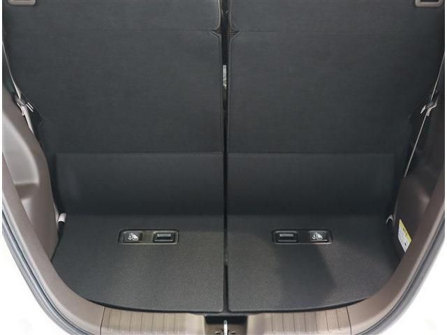 Honda N BOX 2023-06 192424-16