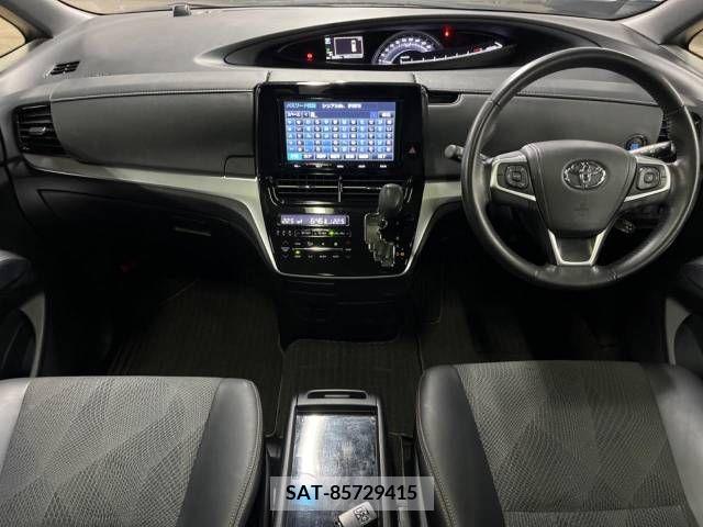 Toyota ESTIMA 2017-01 221596-1