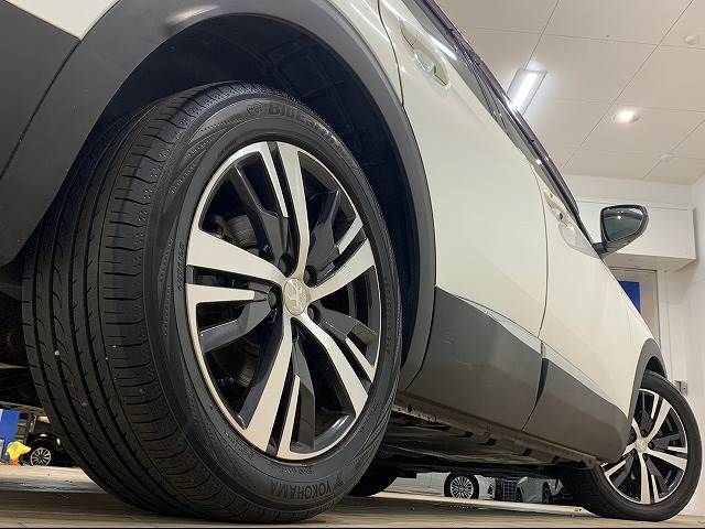 Peugeot 3008 2017-06 20869-18