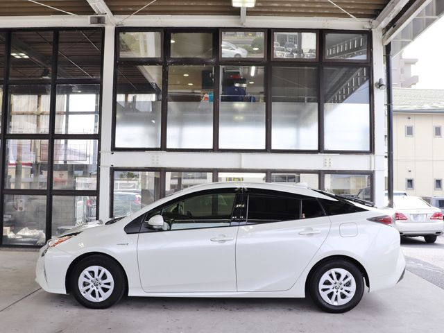 Toyota PRIUS 2016-12 24320-2