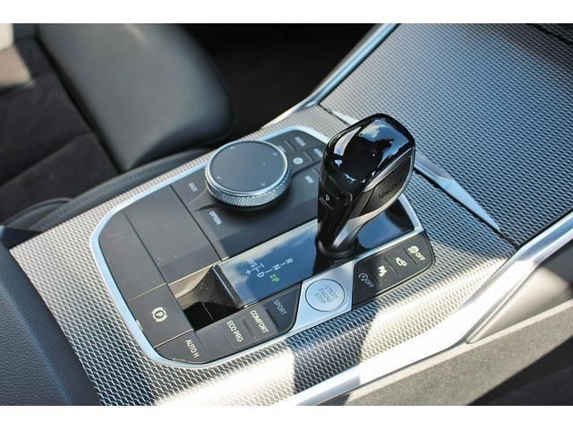 Bmw 3 SERIES 2021-05 195044-10
