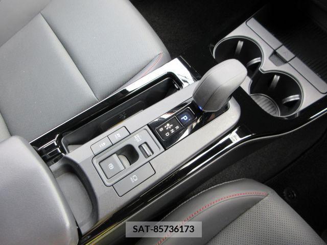 Toyota PRIUS 2023-02 242206-26