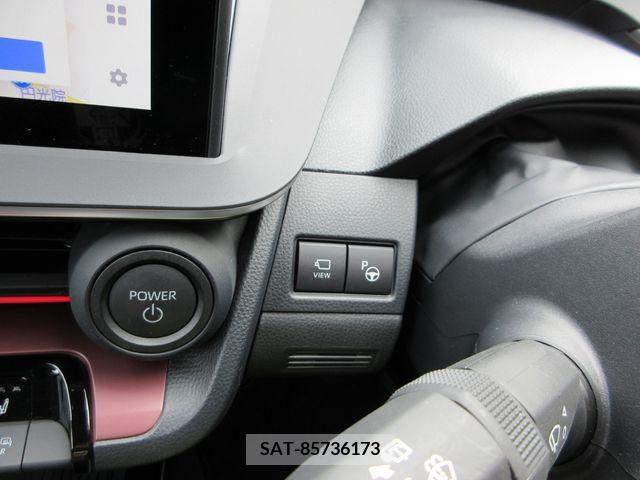 Toyota PRIUS 2023-02 242206-21