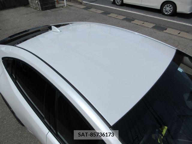 Toyota PRIUS 2023-02 242206-8