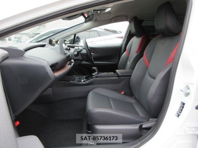 Toyota PRIUS 2023-02 242206-10
