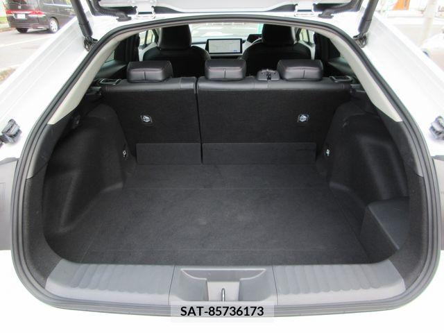 Toyota PRIUS 2023-02 242206-13