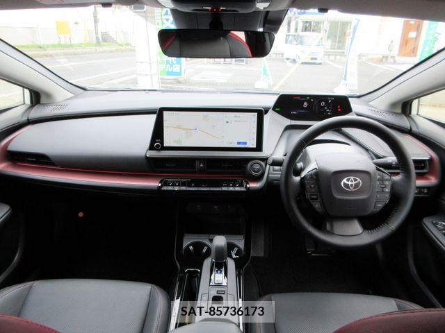 Toyota PRIUS 2023-02 242206-14