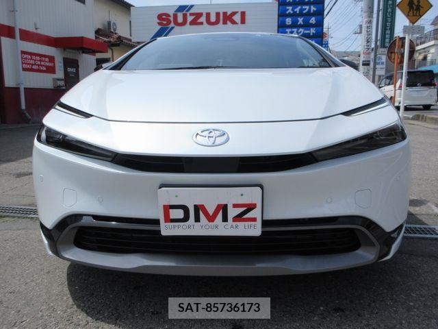 Toyota PRIUS 2023-02 242206-2